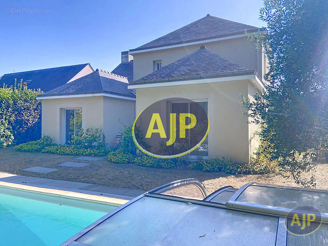 Maison à CARQUEFOU
