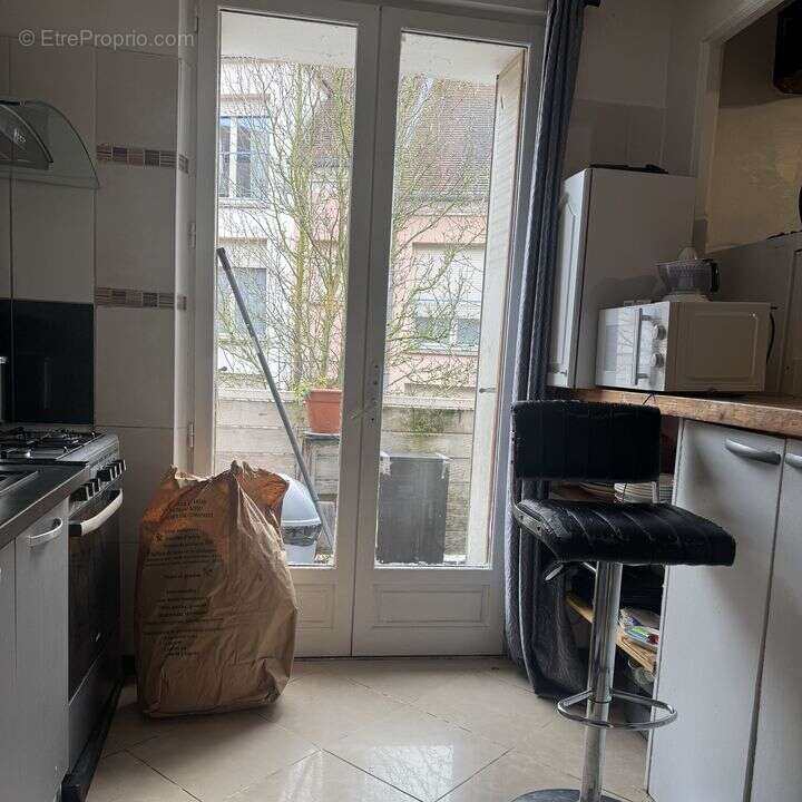 Maison à ETAMPES