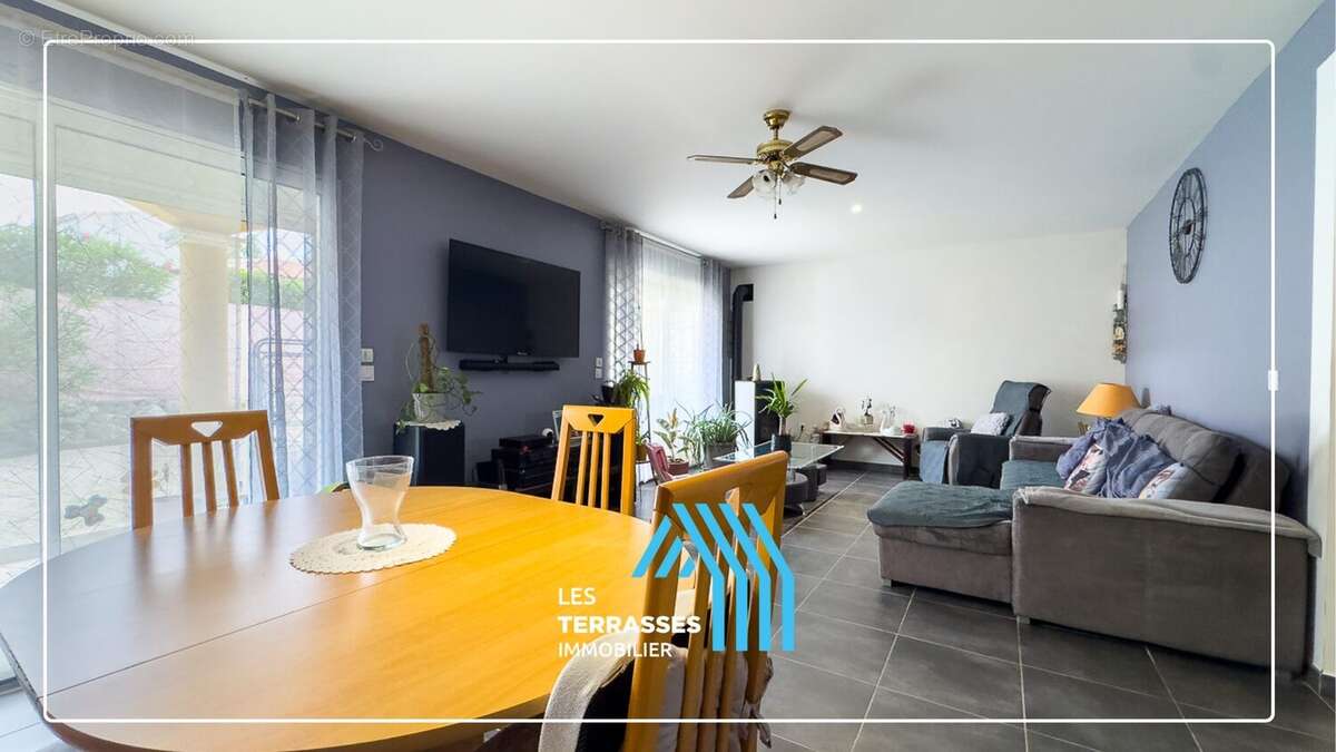 Maison à MONTELIMAR