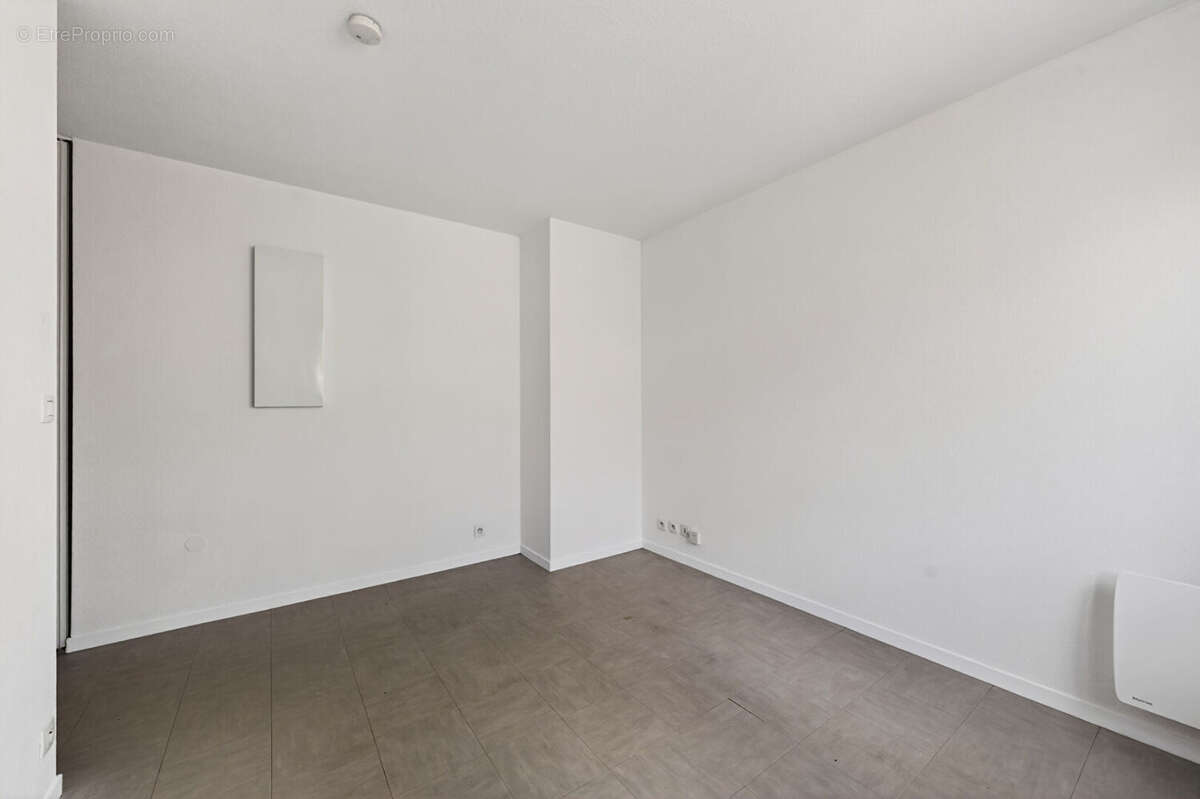 Appartement à ISSY-LES-MOULINEAUX