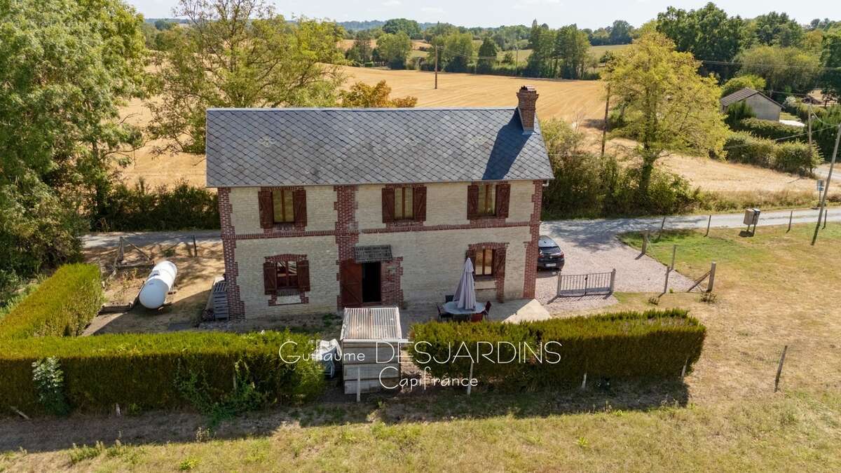 Maison 5 pièces entre MEZIDON et LISIEUX - photo 2