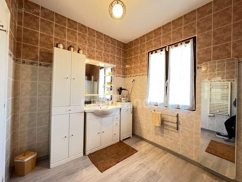 Maison à CHAMPIGNELLES