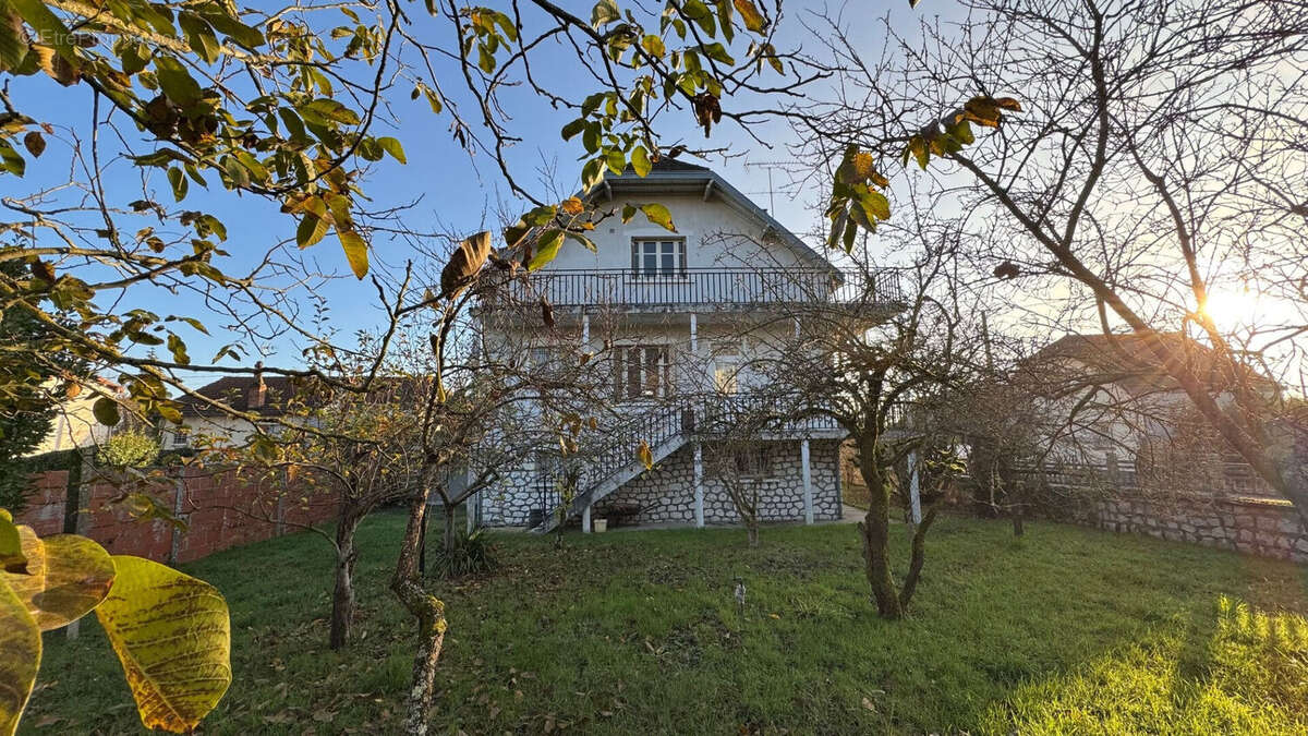 Maison Romorantin Lanthenay 7 pièce(s) 168.38 m2 - photo 9