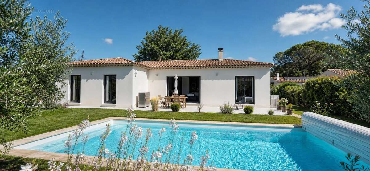 Maison de 4 pièces d'environ 100 m² à Carcès - photo 15