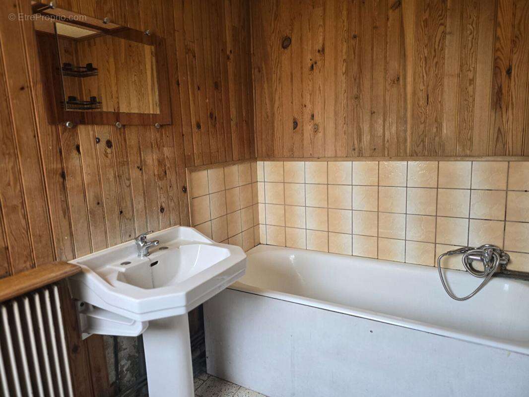 Maison Wattrelos 3 chambres, bureaux et jardin - photo 8