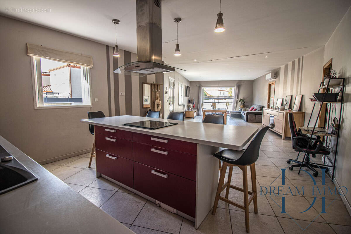 Maison à VILLENEUVE-LES-MAGUELONE