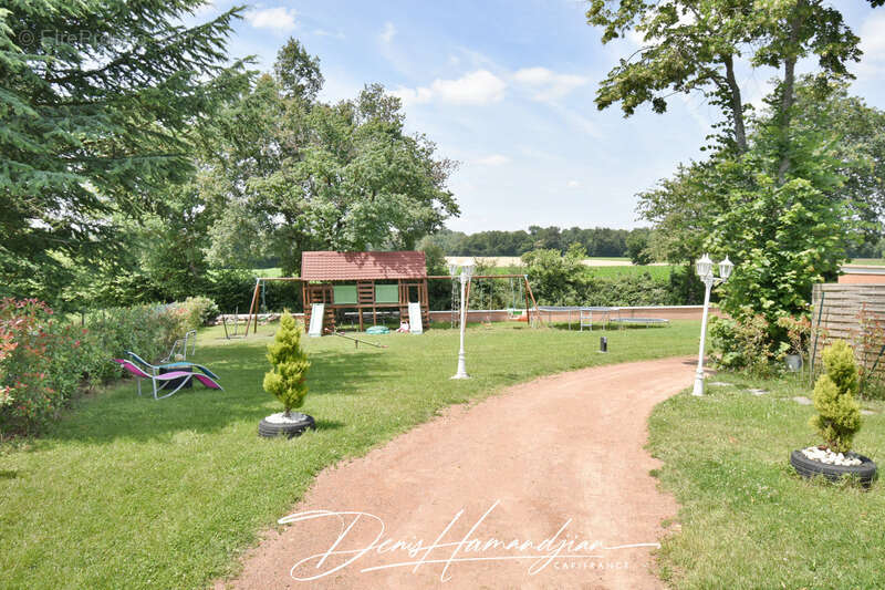 Maison à MIONNAY