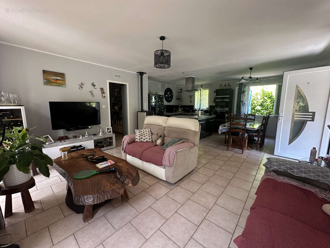 Maison à MONTFORT-SUR-ARGENS