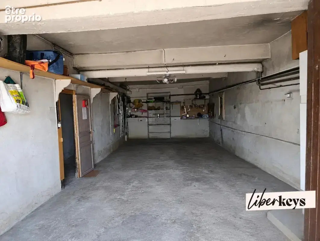 2 appartements standing mono propriété - 229,50 m² - comble aménageable - balcons - garage double- caves - vue quai de saône - photo 7