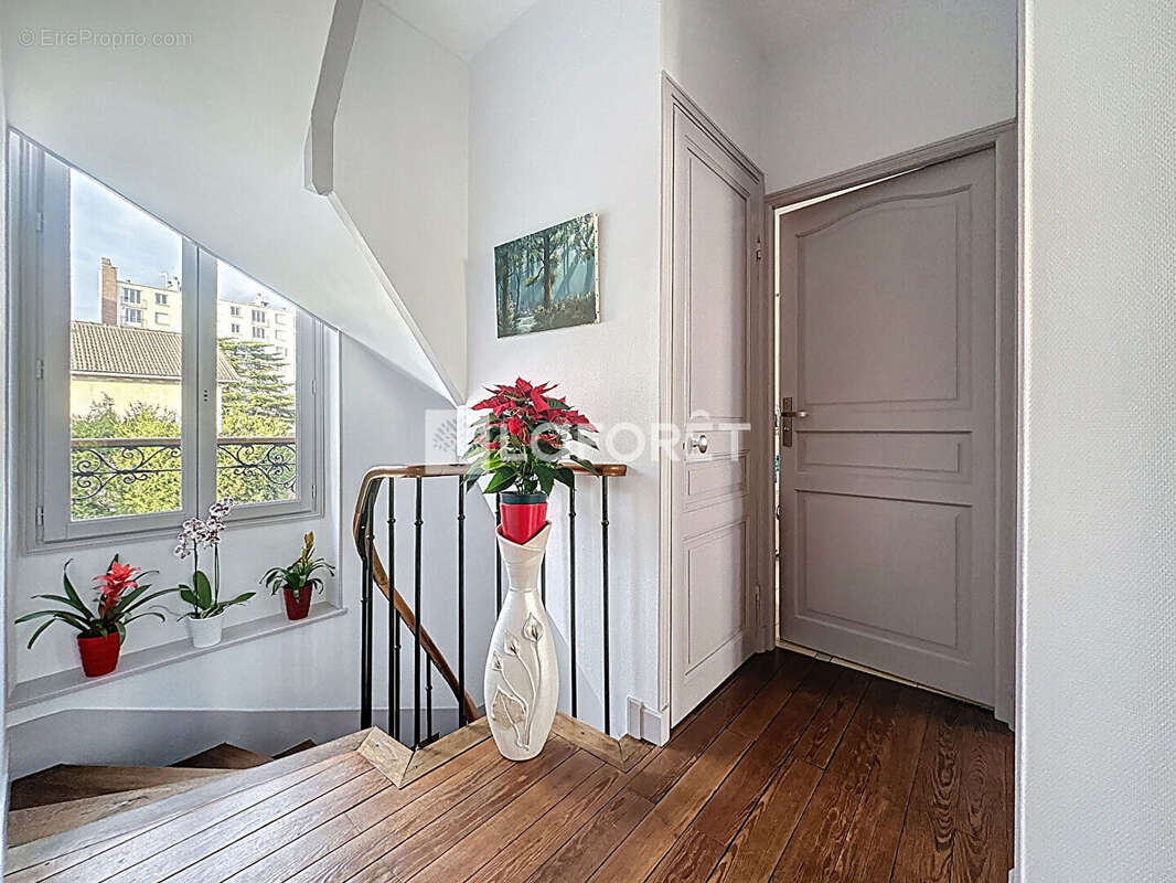 Maison à CHAMPIGNY-SUR-MARNE