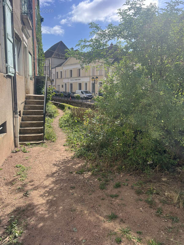 Maison à CHAROLLES
