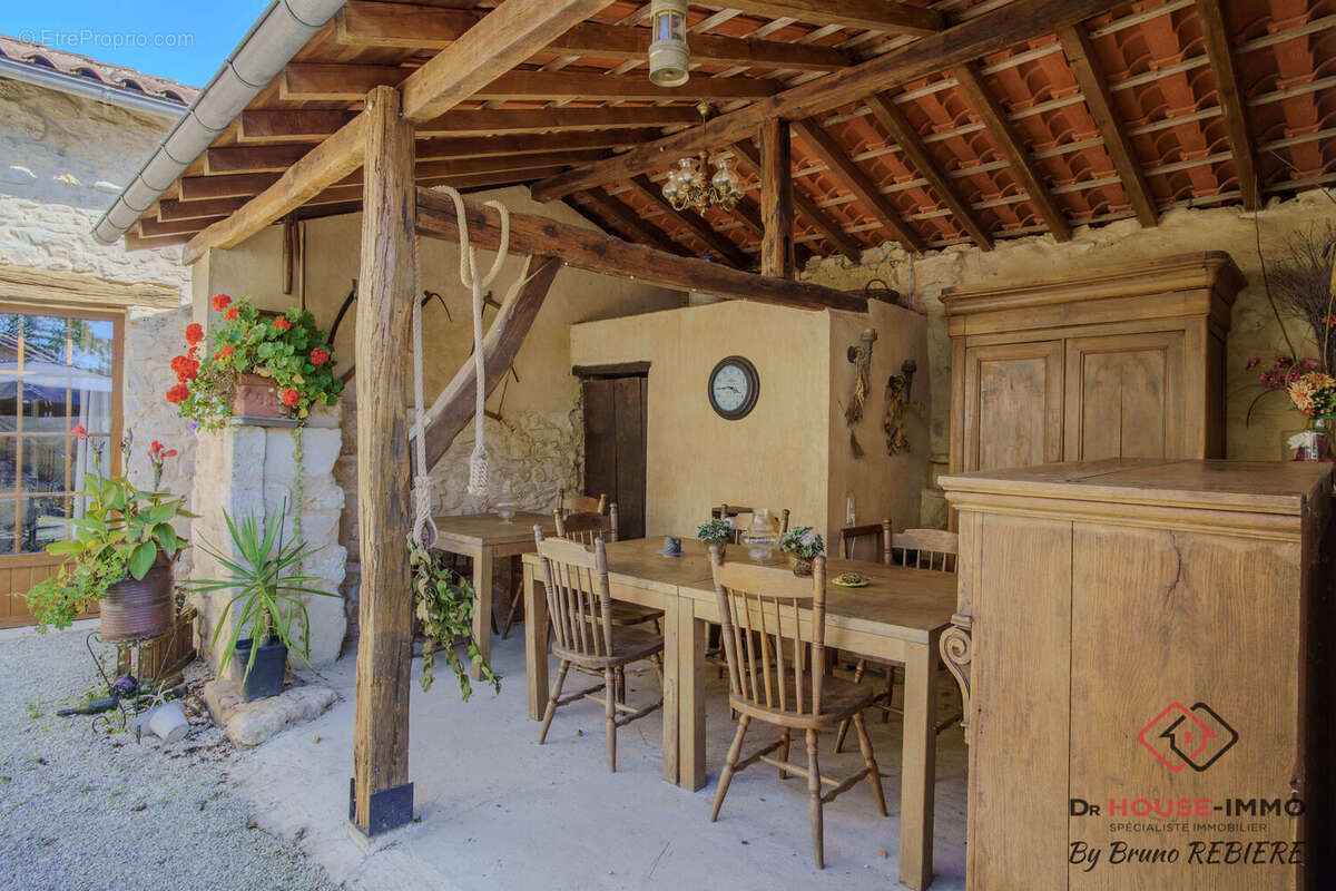 Maison à VAUNAC