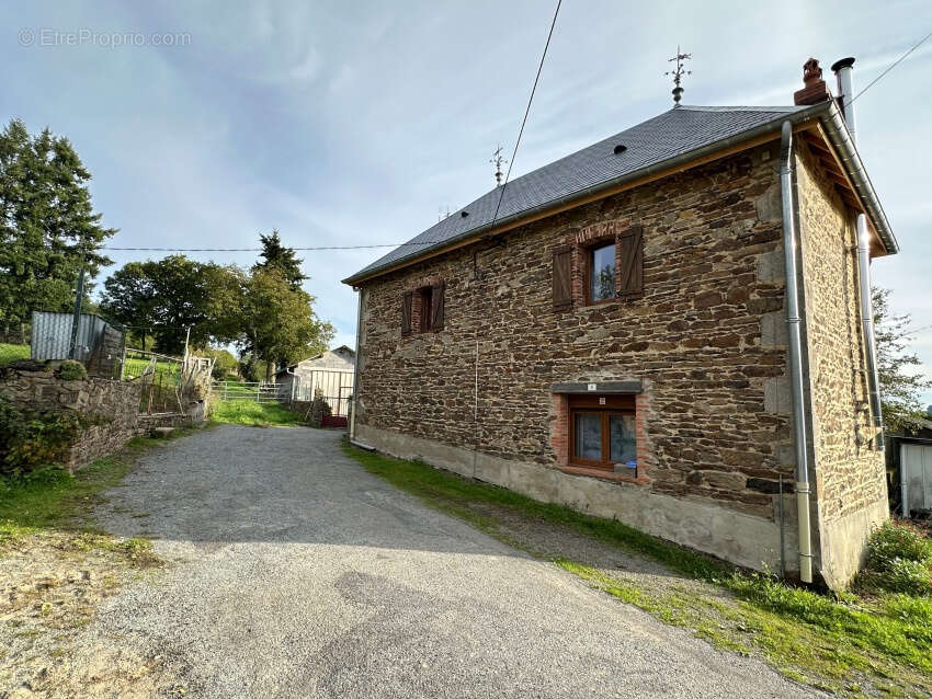 Maison à SAINTE-CHRISTINE