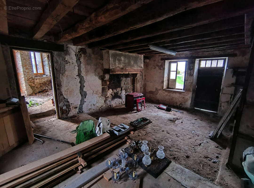 Maison à BESSINES-SUR-GARTEMPE