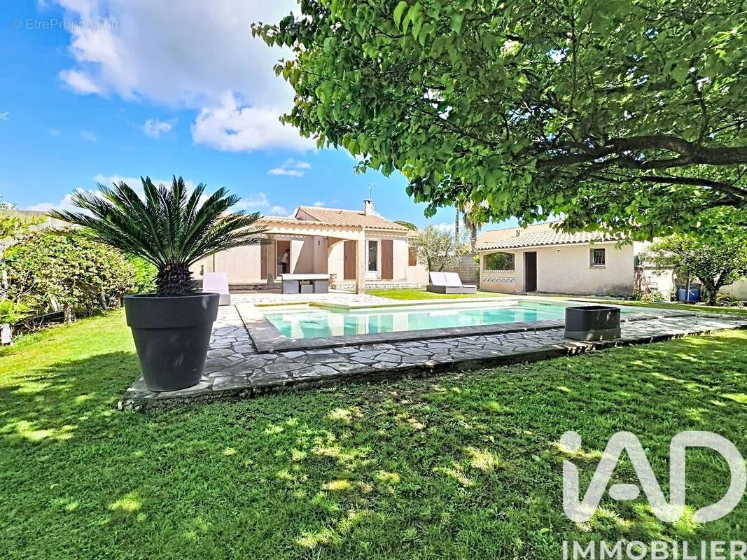 Photo 1 - Maison à BERNIS