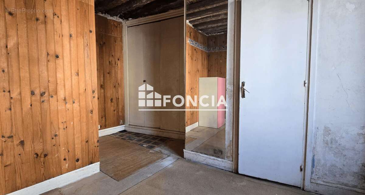 Appartement à PARIS-20E