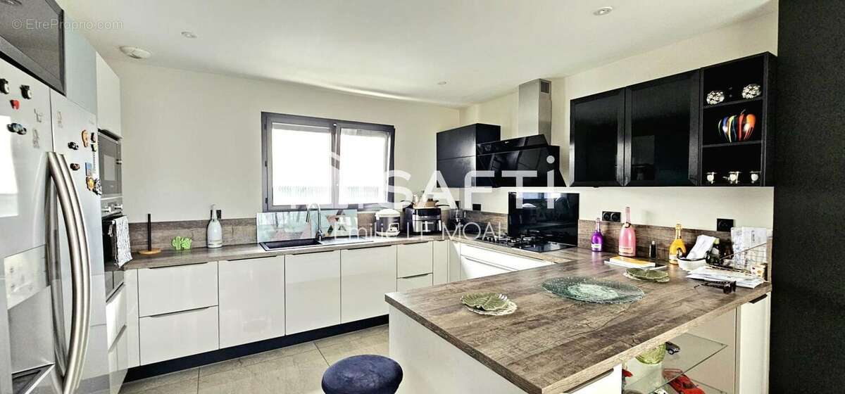 Maison 140 m² à Bain-De-Bretagne  - photo 4