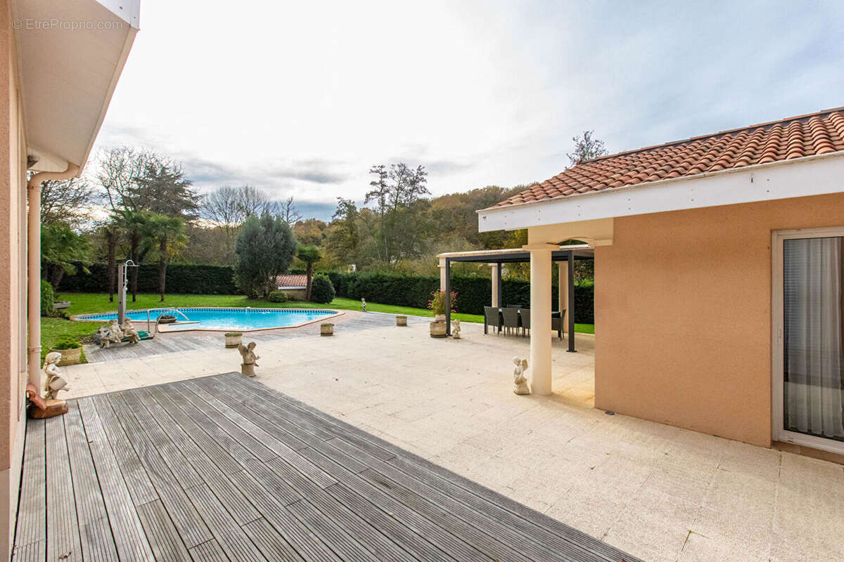 Maison à AIRE-SUR-L&#039;ADOUR