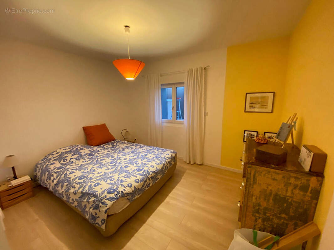 Appartement à AMBON