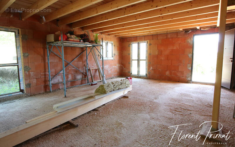 Maison à vendre 5 pièces CULOZ (01) - photo 5