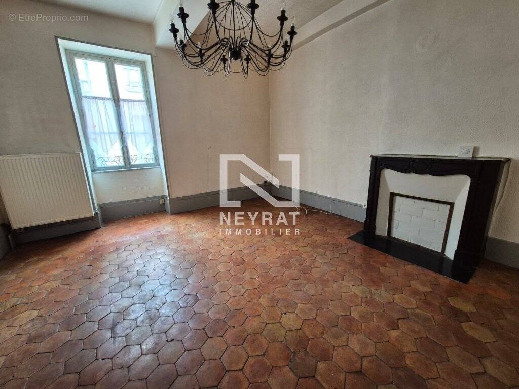 Appartement à NOLAY