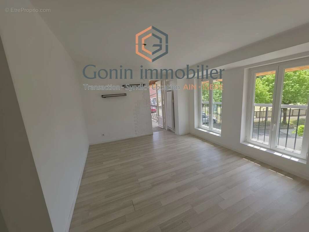 Appartement à SAINT-JEAN-LE-VIEUX