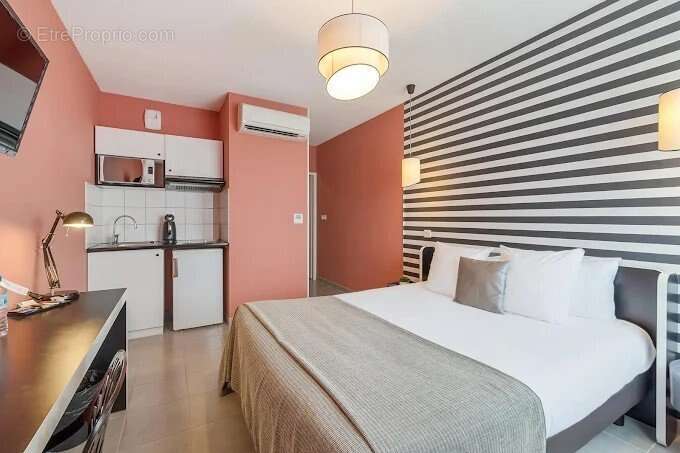 INVESTISSEMENT LOCATIF  Cornebarrieu  Résidence d'Affaires Appart'City Confort Toulouse Aéroport Cornebarrieu 2  7,92 % de re - photo 2