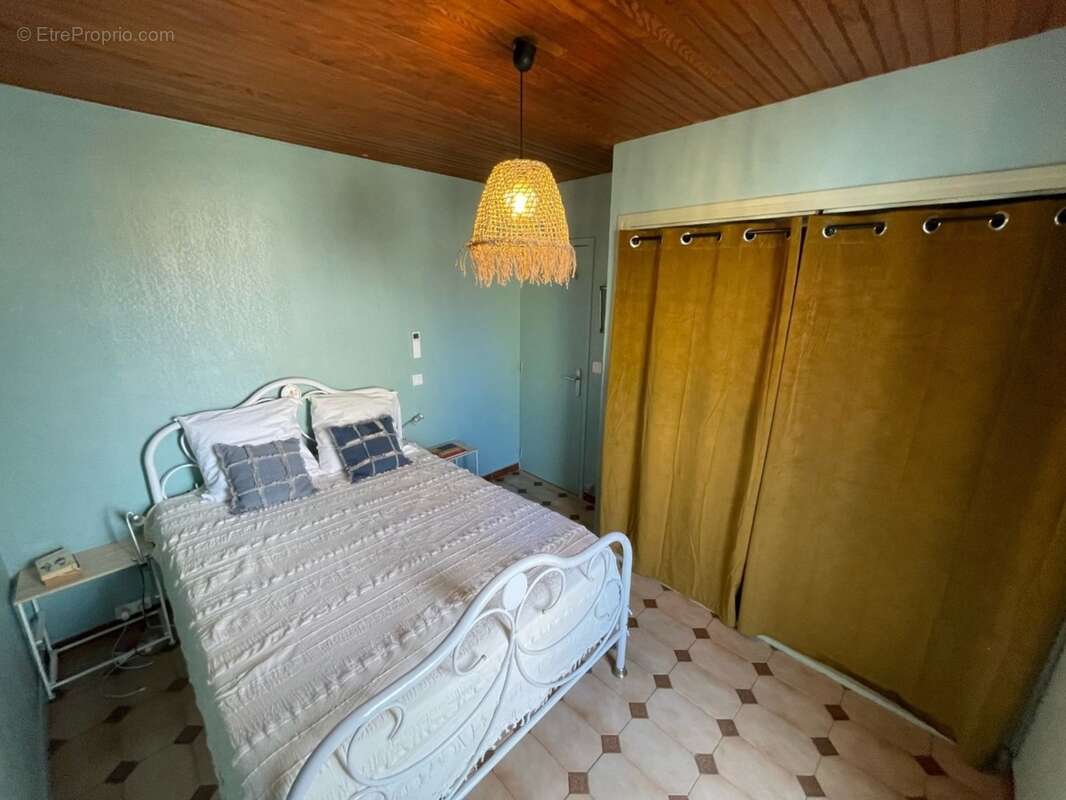 Maison de pêcheur dans le village  du Barcarès avec grand garage - photo 10