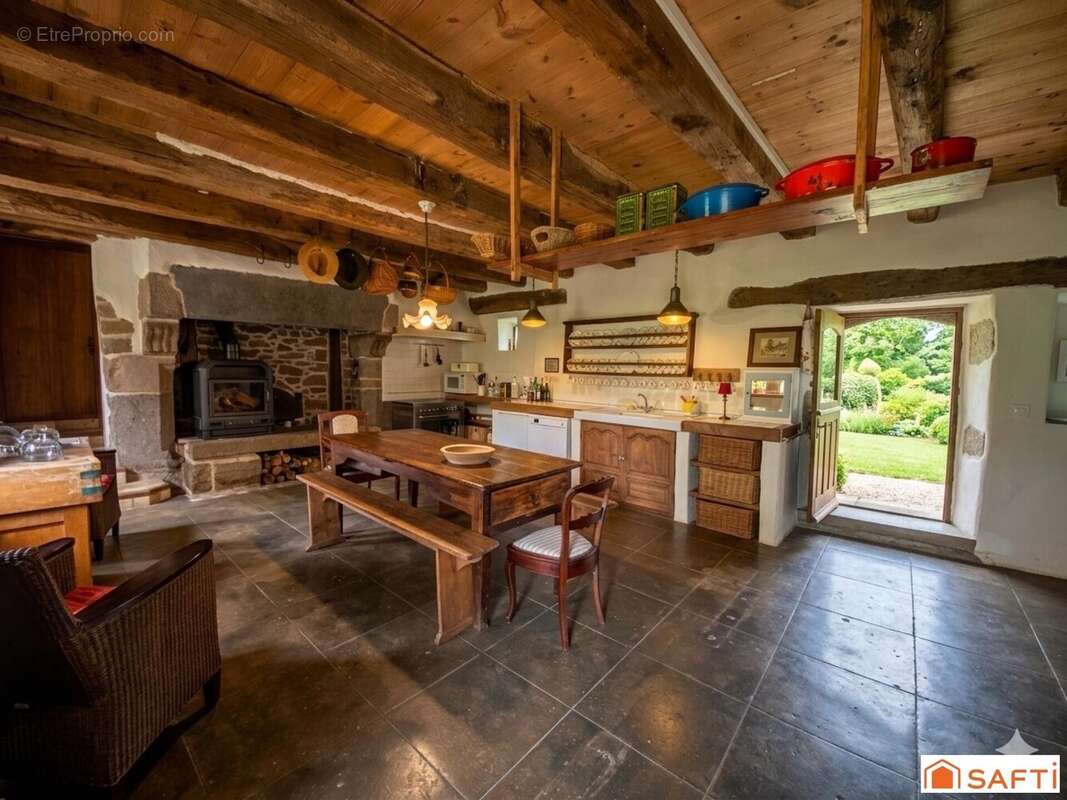 Maison à PLOUMILLIAU