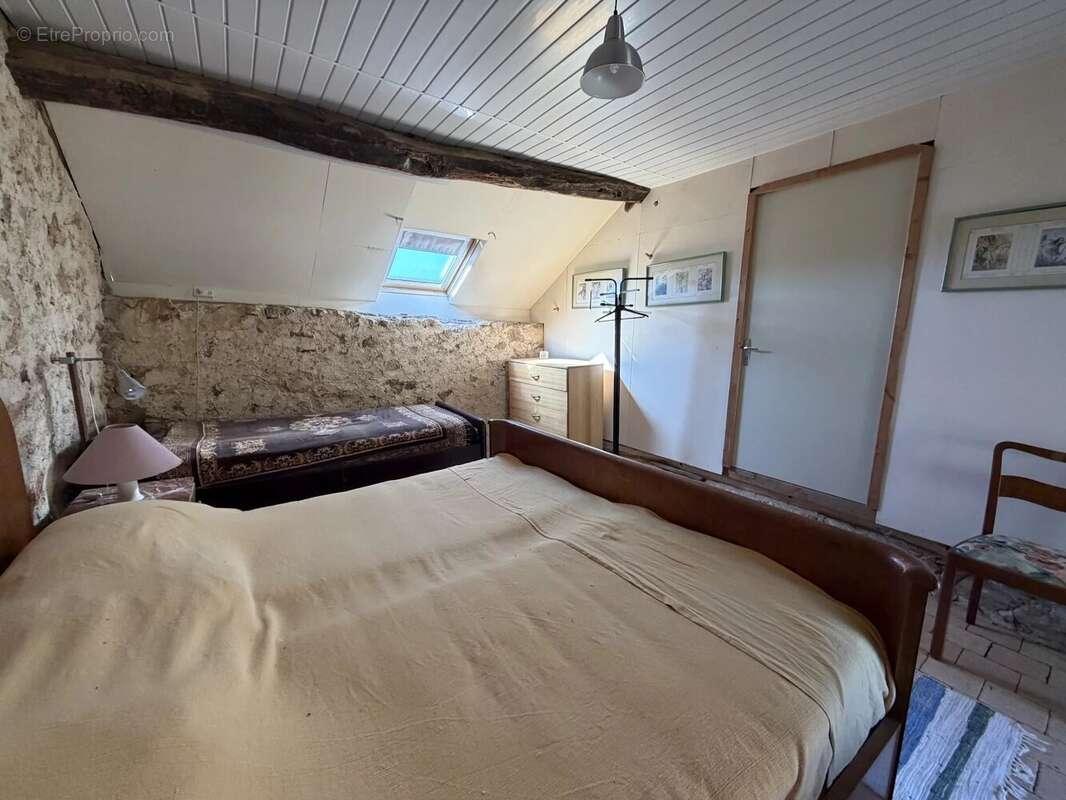 Maison à CHIDDES