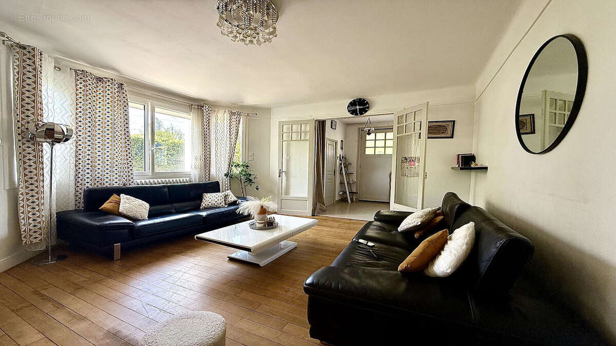 Charmante maison familiale ? proche de toutes commodités ! 185 m2 - photo 3