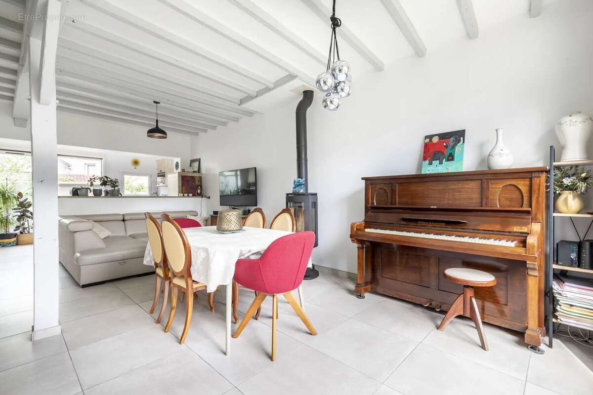 Maison à CHAVILLE