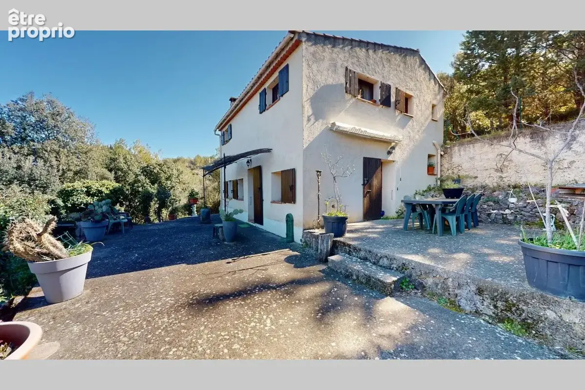 Maison de 4 pièces de 90 m2 sur 10000 m2 au calme - photo 2