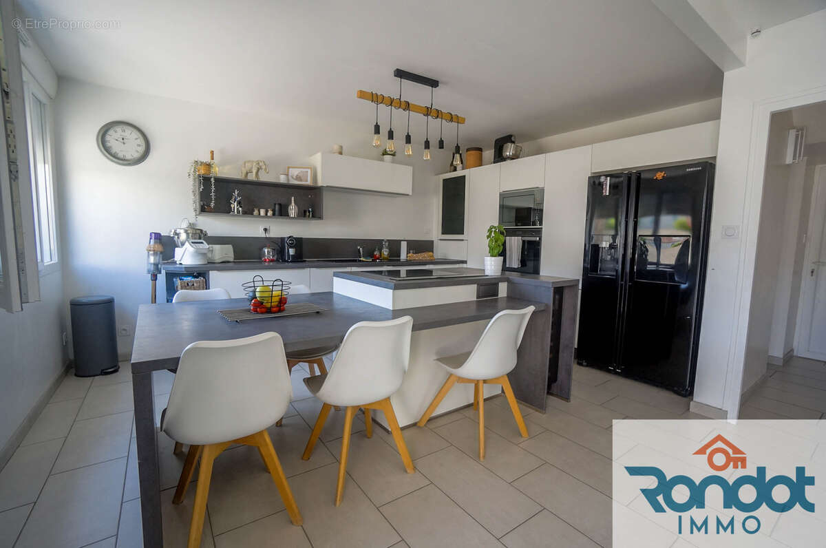 Appartement à MARCILLY-SUR-TILLE