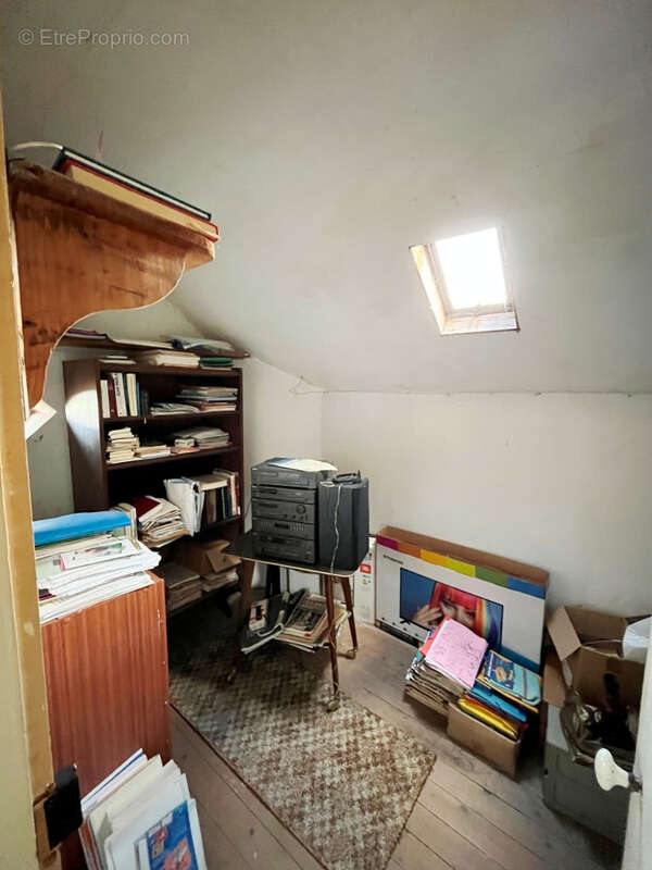 Maison à VILLENEUVE-LA-GUYARD