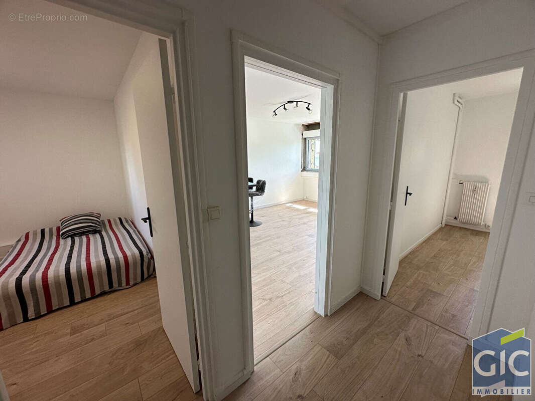 Appartement à HEROUVILLE-SAINT-CLAIR