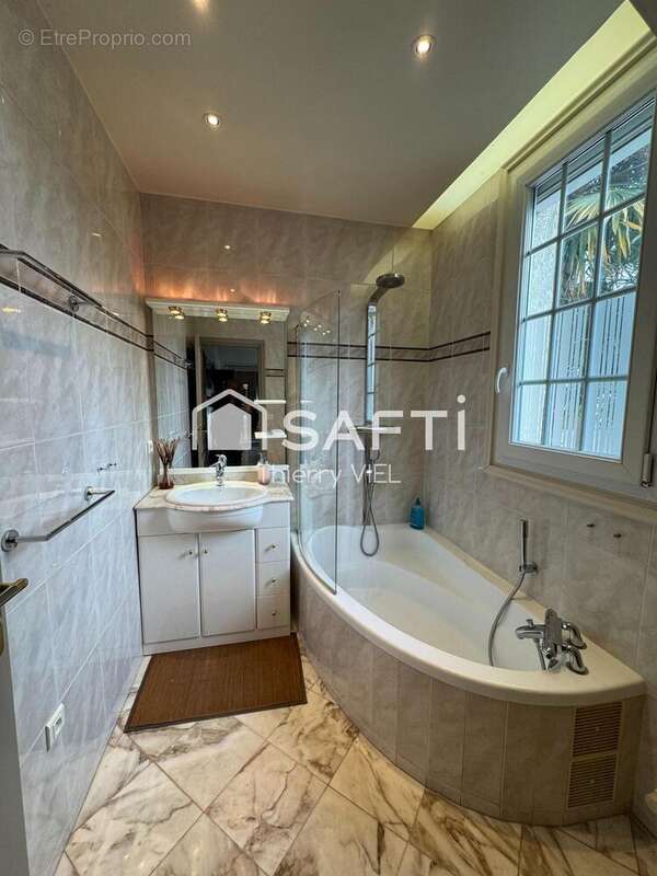 Photo 9 - Maison à CLICHY-SOUS-BOIS