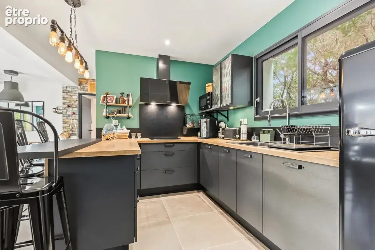 Ensemble immobilier de 2 maisons : Grande maison T5 de 118m2 et seconde maison T4 de 68 m2 - photo 6