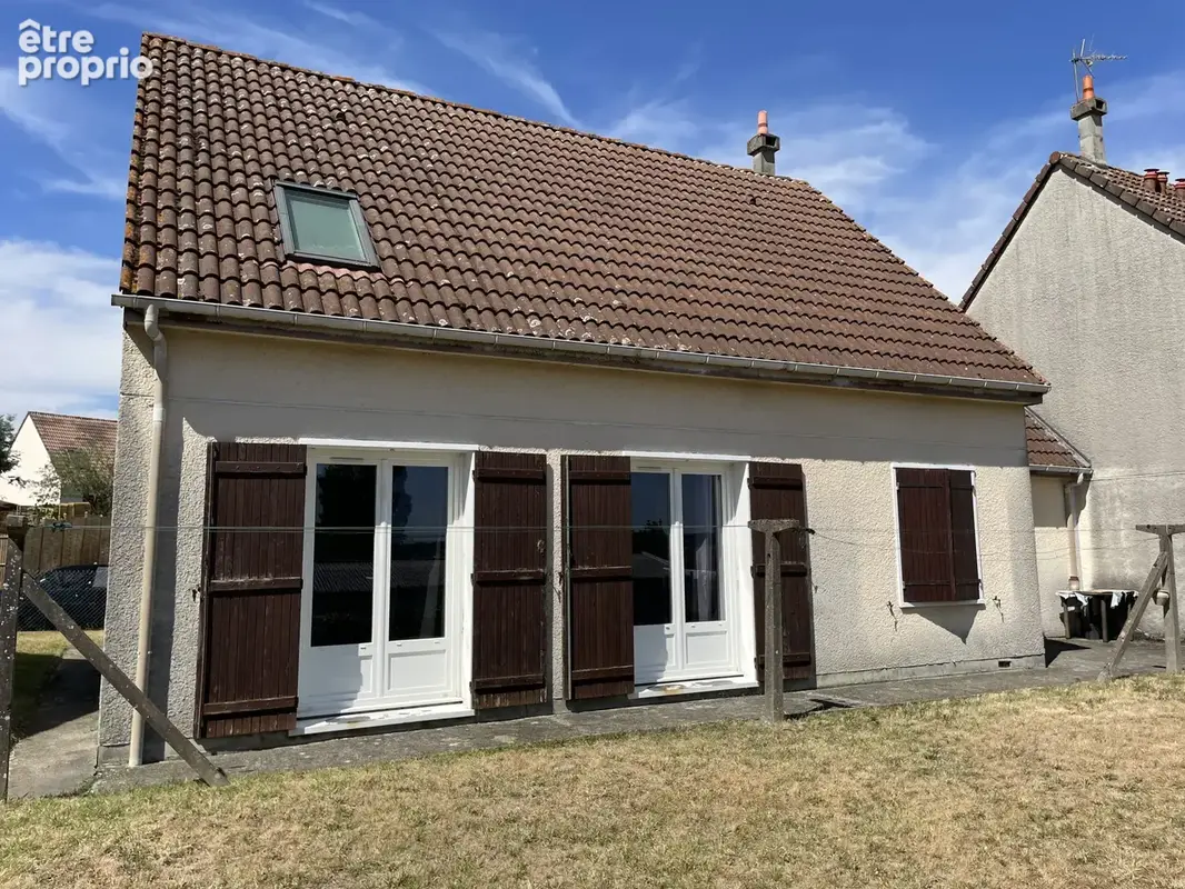 Photo Maison à Saint-Junien au prix de 149 800€