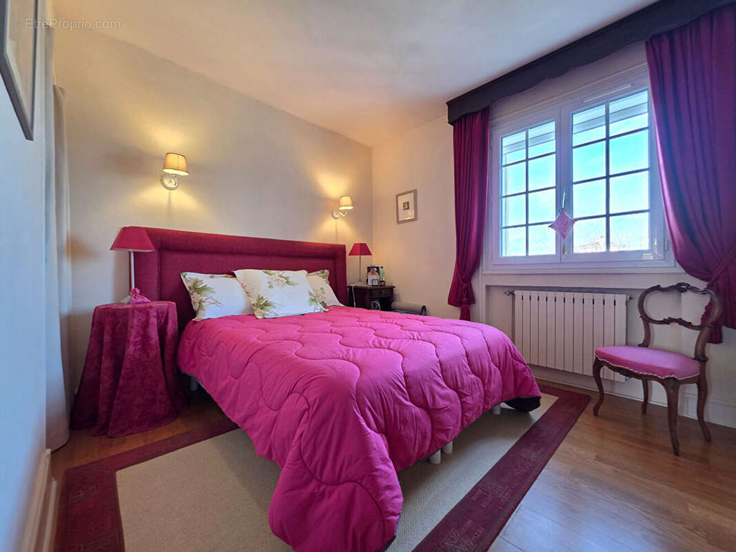 Maison à ROMANS-SUR-ISERE