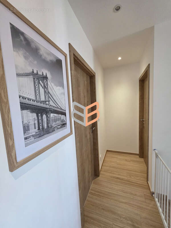 Maison 108 m² à Mercy-Le-Bas  - photo 4