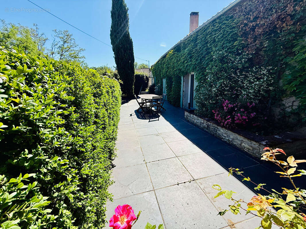 Maison à SAINT-SYLVESTRE-SUR-LOT