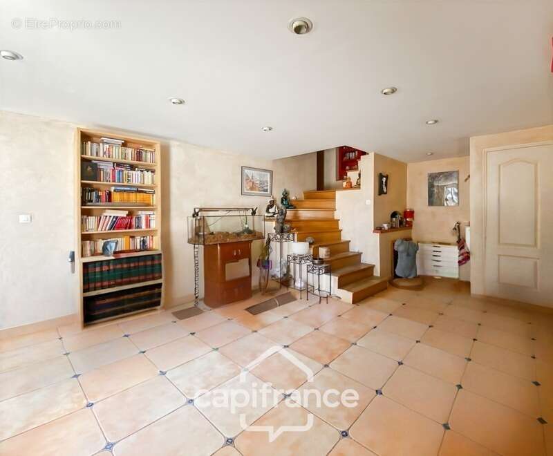 Maison à VILLEVAUDE