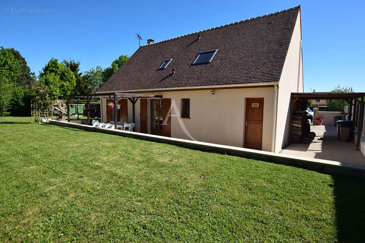 Maison à RAMPILLON