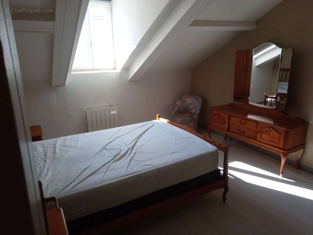 Appartement à MONTCEAU-LES-MINES