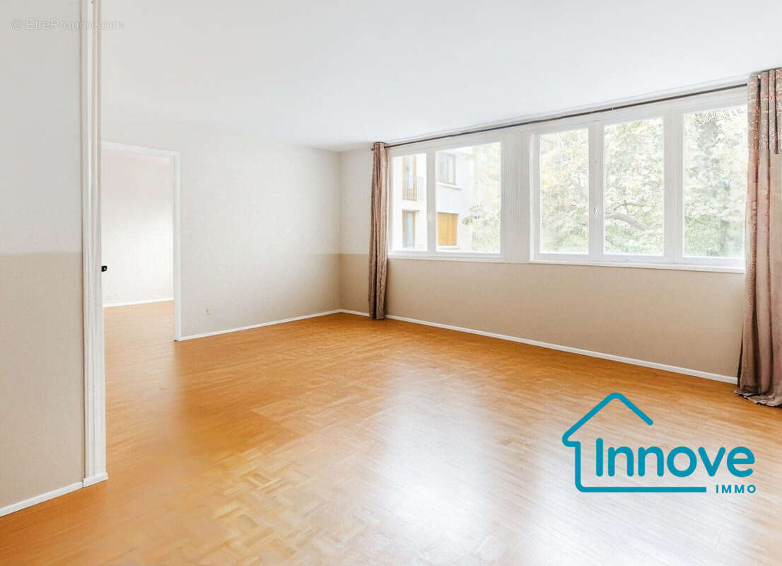 Appartement à VERSAILLES