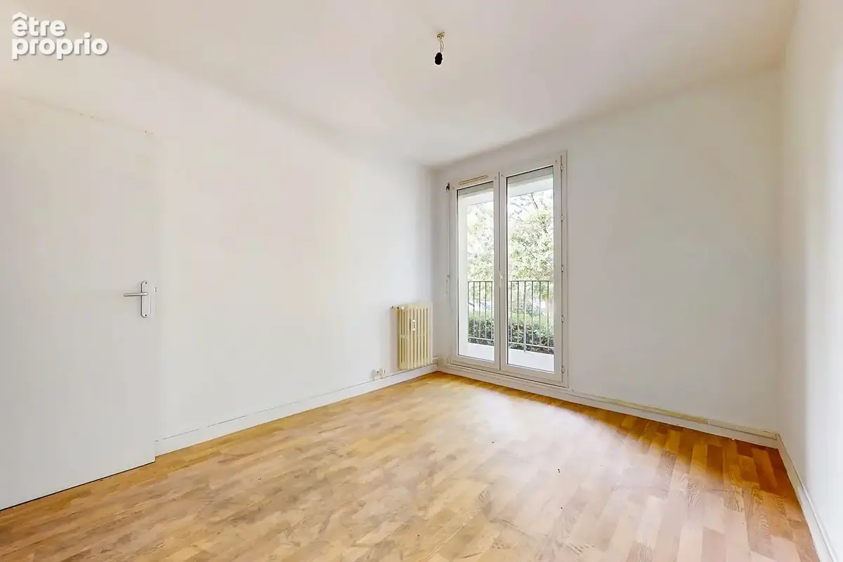  Appartement 4 pièces avec loggia, cave et box – Brétigny Sur Orge - photo 6