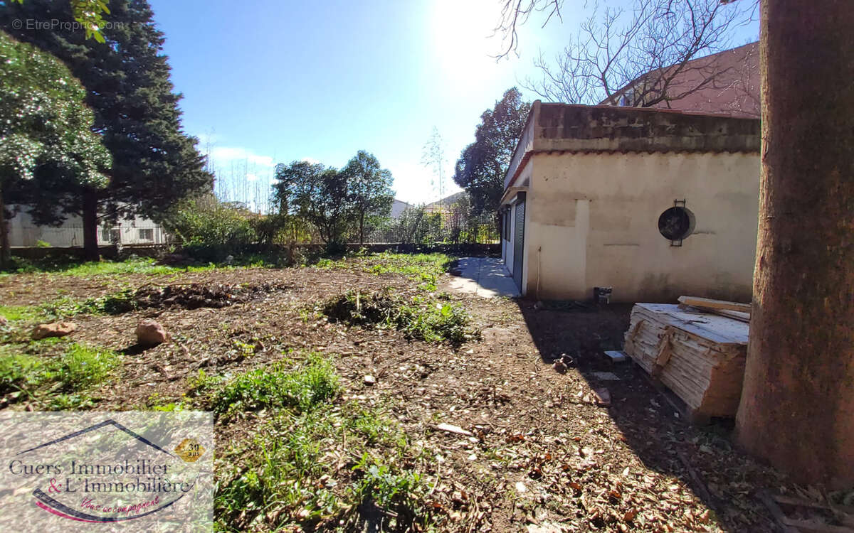Maison à CUERS