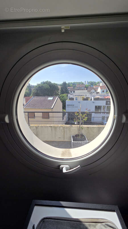 Appartement à NANTERRE