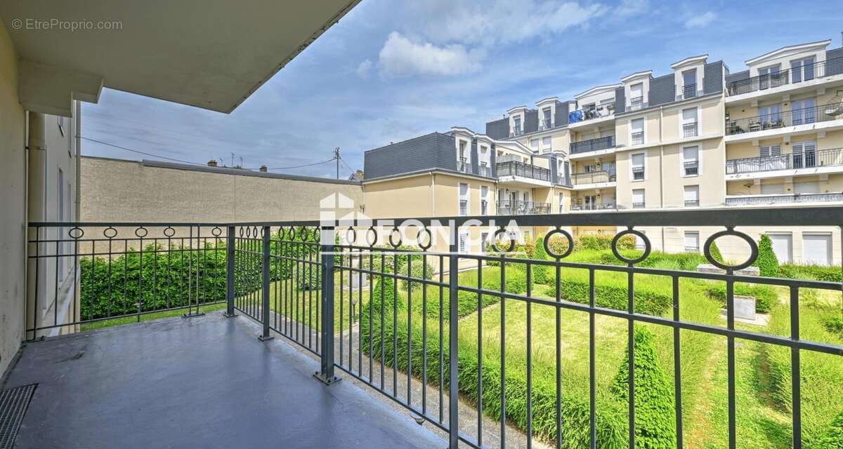 Appartement à SAINT-OUEN-L&#039;AUMONE